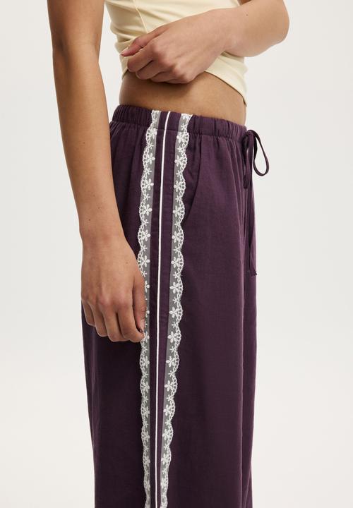 Cotton On - Haven wide leg pant - velvet current lace