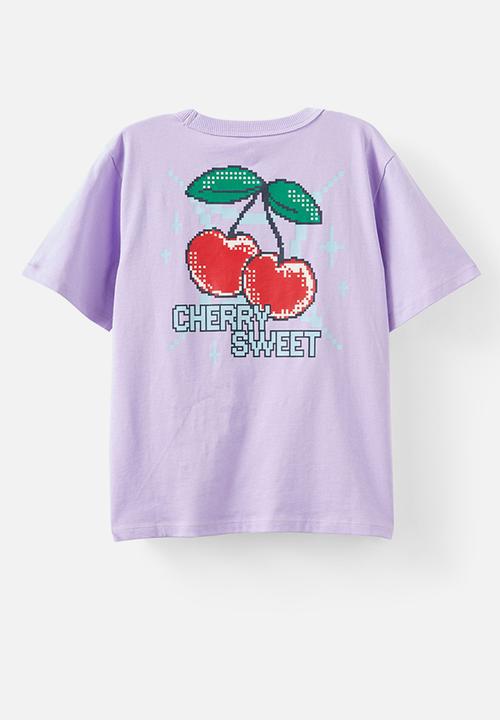 Cotton On - Poppy Oversize Graphic Print Tee - Lilac Mood/Sweet Cherry