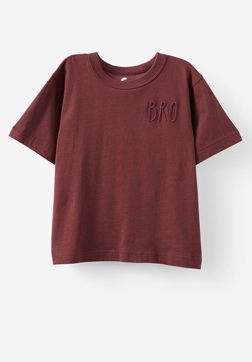 Cotton On - Jonny Short Sleeve Graphic Print Tee - Bordeaux/Bro