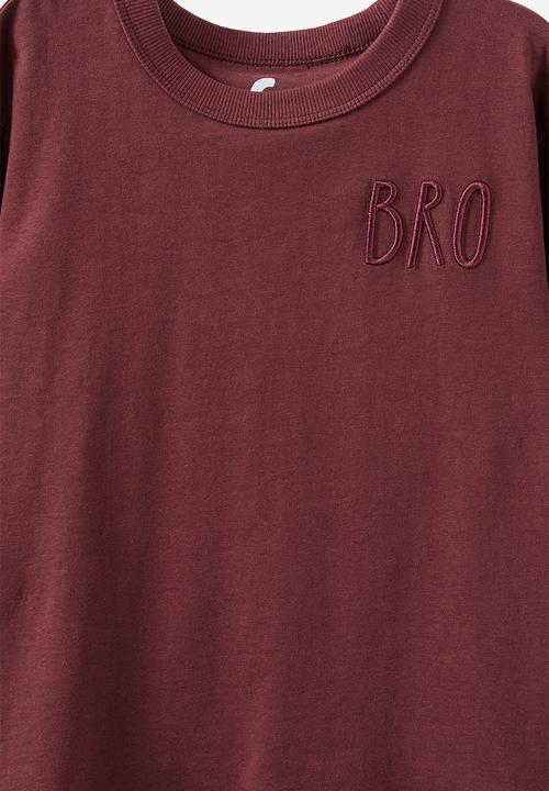 Cotton On - Jonny Short Sleeve Graphic Print Tee - Bordeaux/Bro