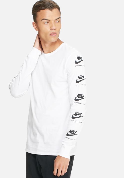 Nike - RU art tee