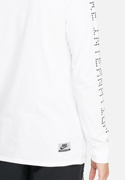 Nike - RU art tee