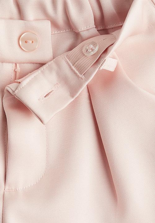 H&M - Pleated shorts - light pink