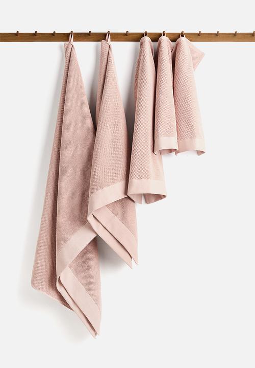 H&M - Cotton terry bath sheet - powder pink