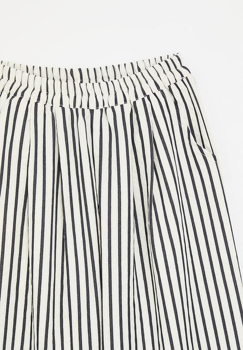 Pop Candy - Wide casual pants - white/black stripes