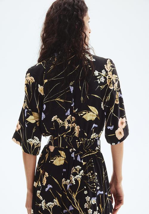 H&M - Tie-belt shirt dress -  black/floral