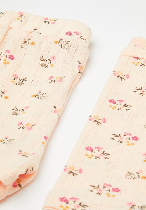 Pop Candy - Spaghetti strap top & curved hem shorts set - blush pink/floral