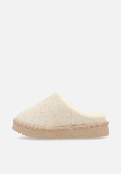 Pop Candy - Sherpa lined slippers - beige