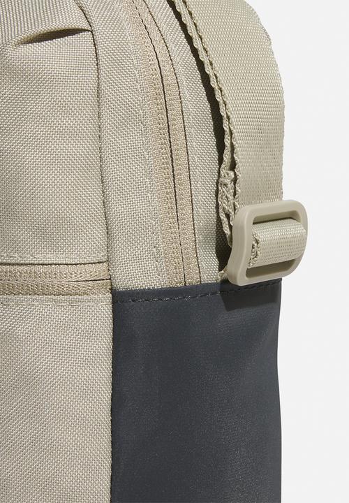 adidas Performance - Ess organizer - wonder cargo