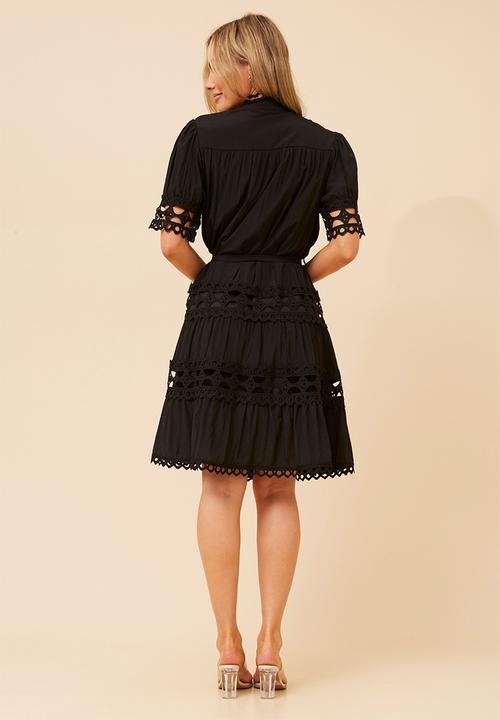Stella Morgan - Lace button through s/s midi dress with mandarin scallop lace detail - black