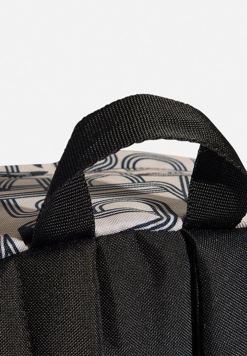 adidas Performance - W farm classic backpackp p1 - crystal linen/black