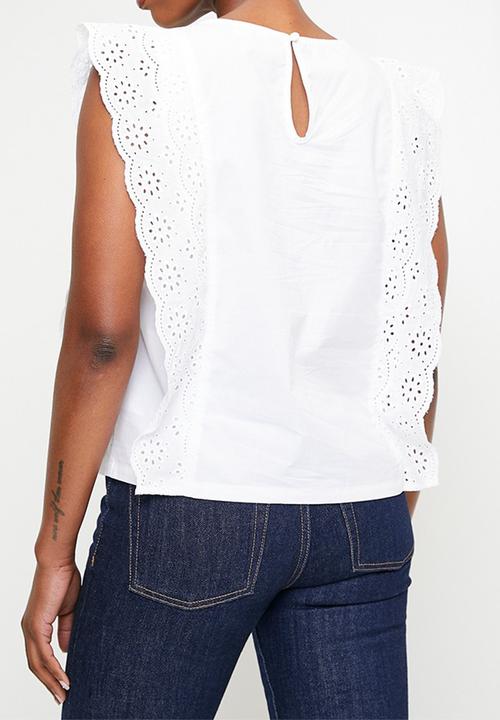 edit - Poplin shell with cut out sleeve - white