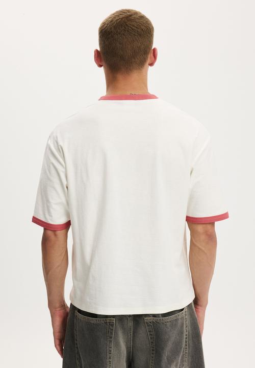 Cotton On - Cropped Fit Graphic T-shirt - Vintage White/72 Star