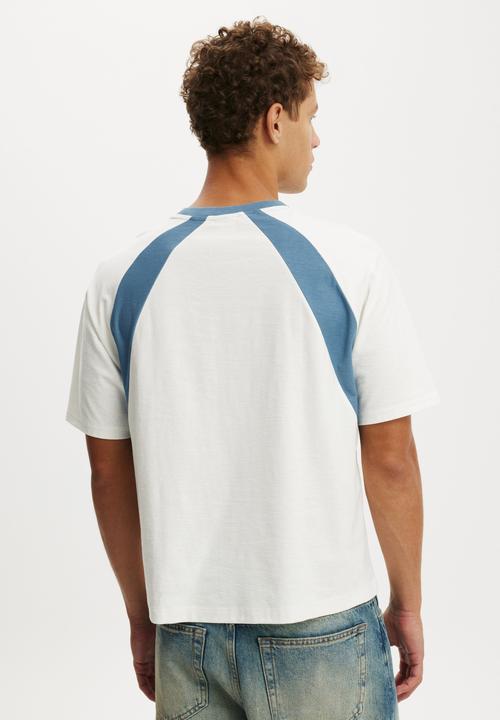 Cotton On - Cropped Fit Graphic T-shirt - Vintage White/Copen Blue La 91