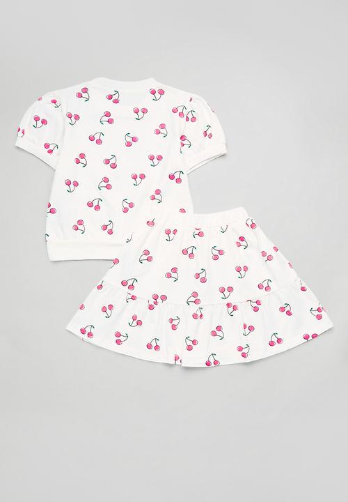 Pop Candy - Puffed sleeve top with frilled skirt set - white/cherries