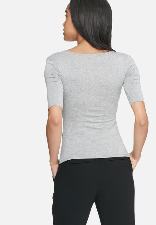 dailyfriday - Keyhole tee