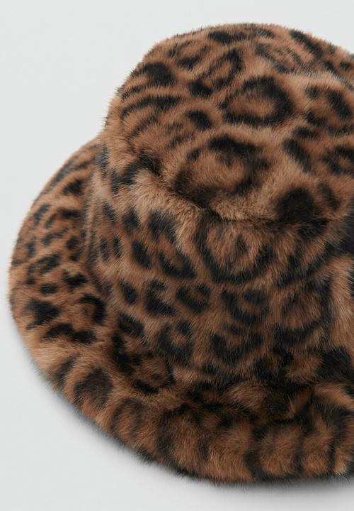 MANGO - Chesuff beanie-brown