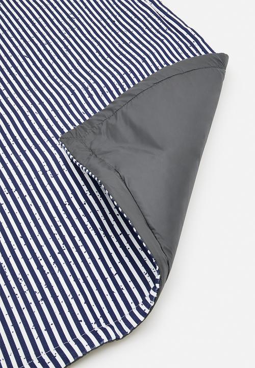 Sixth Floor - Wren picnic blanket - navy