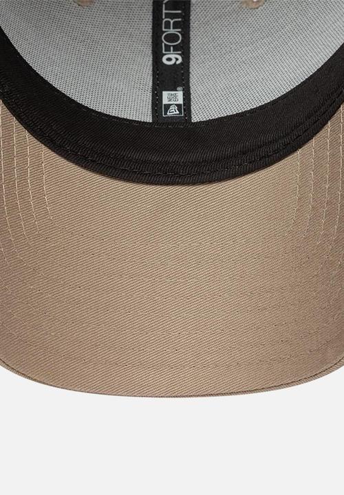 New Era - League Essential 9Forty® - Brown