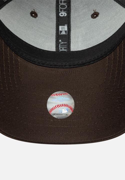 New Era - Outline 9Forty® - Brown