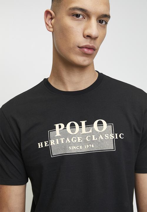POLO - ELLIOT  PRINTED GRAPHIC SS T-SHIRT - BLACK