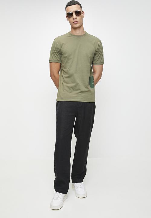 POLO - SIYABONGA  PJC SS SIDE LOGO TEE - OLIVE