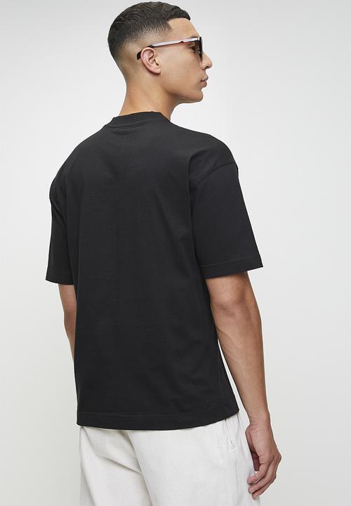 POLO - CLIFFORD PJC Ss Tilted Logo Tee - Black