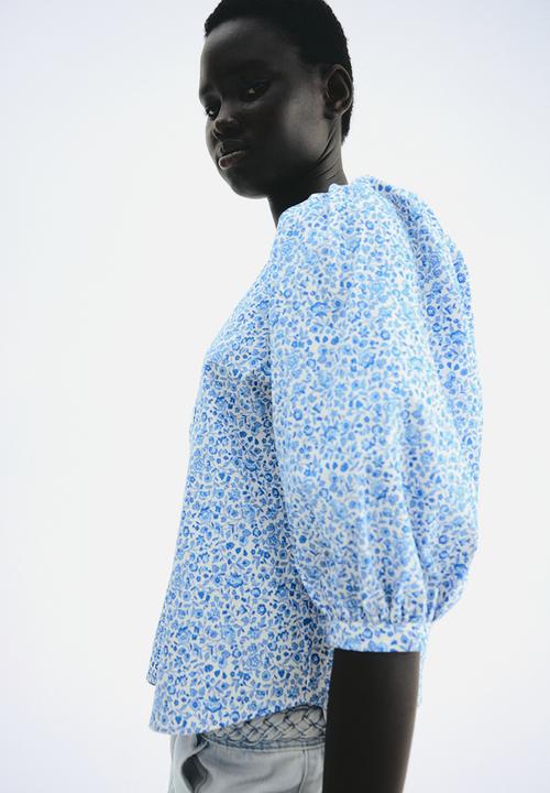H&M - Poplin blouse - white & blue floral