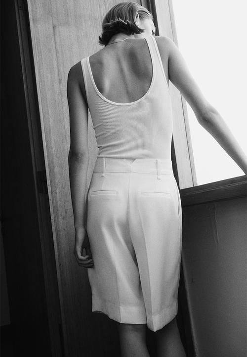 H&M - Tailored bermuda shorts - white