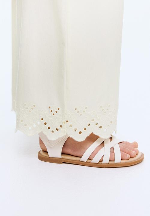 H&M - Broderie anglaise cropped trousers - cream 