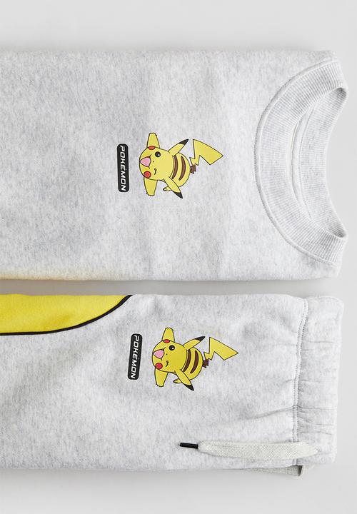 H&M - 2 piece block-coloured set - light grey pokémon