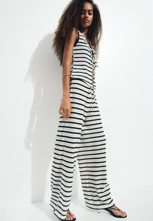 H&M - Knitted drawstring trousers - white striped