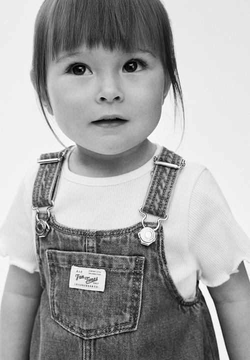 H&M - 2-Piece dungaree dress and top set - denim blue/white