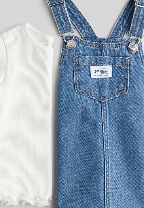 H&M - 2-Piece dungaree dress and top set - denim blue/white