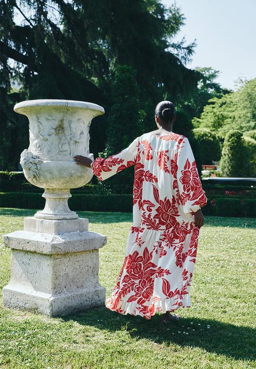 H&M - Voluminous dress - white & red floral