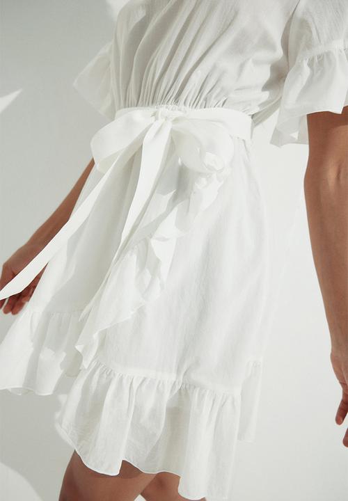 H&M - Frill-trimmed dress - white