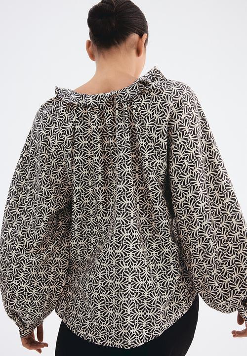 H&M - Frill-collar blouse - cream & dark grey patterned