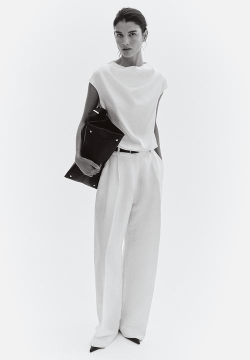 H&M - Cap-sleeved satin blouse - white