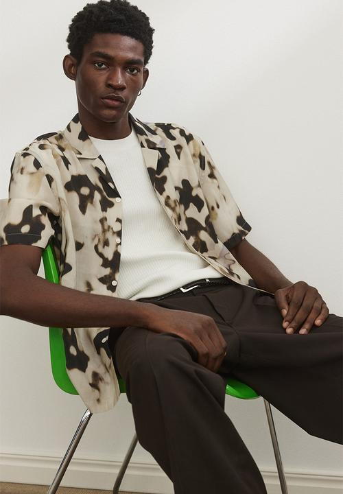 H&M - Regular fit patterned resort shirt - light beige