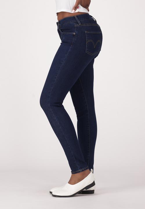 Levi’s® - Curvy Skinny Jeans - Outside The Screen