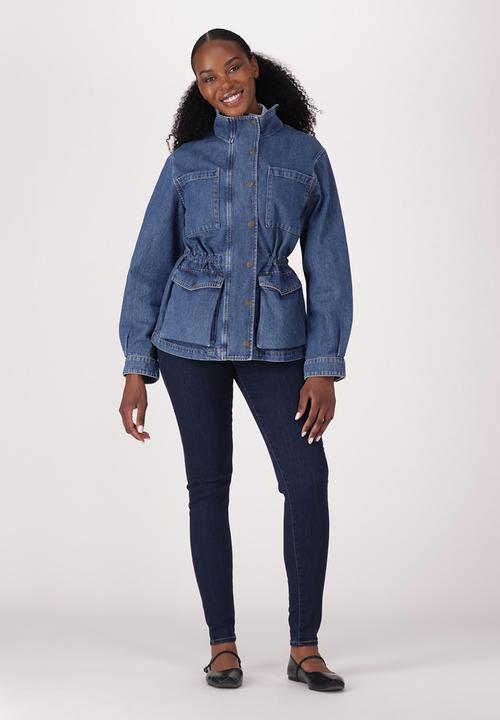 Levi’s® - Curvy Hirise Superskinny - Outside The Screen