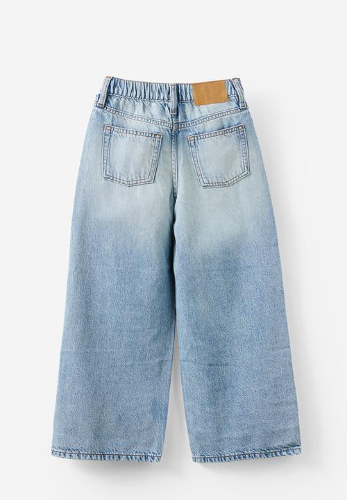 Cotton On - Embellished super wide denim jean - airlie light blue/star