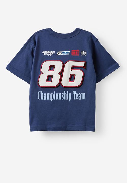 Cotton On - Jonny Short Sleeve Graphic Print Tee - Deep Dive/86 Championship Team