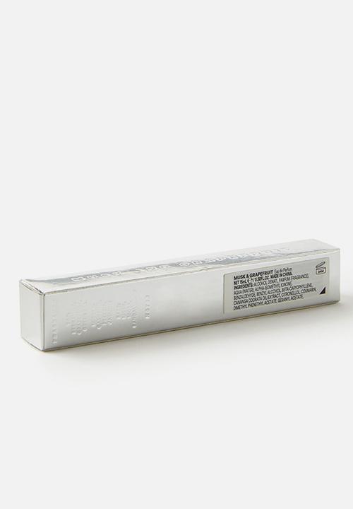 Rubi - Moment Travel Perfume 15ml - Musk & Grapefruit
