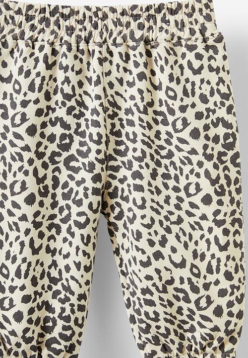 Cotton On - Riley trackpant - rainy day/leopard