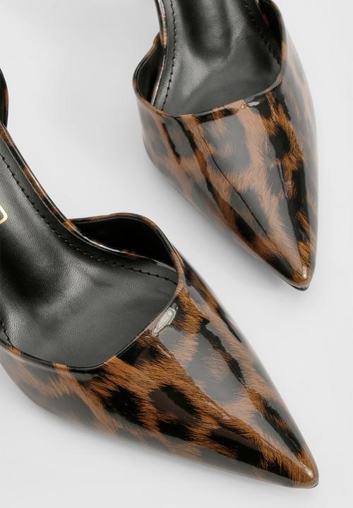 boohoo - Leopard patent cut out court shoes - leopard