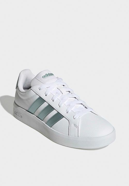 GRAND COURT BASE 3.0 - ftwr white/magic grey met/ftwr white