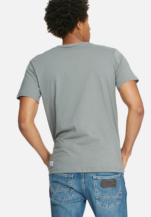 Wrangler - The Iconic pocket tee