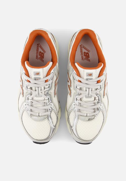 New Balance  - Kids 740 grade school