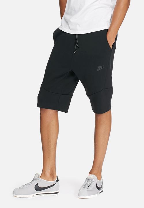 Nike - Tech fleece shorts